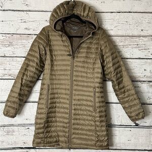 Eddie Bauer 700 series down parka